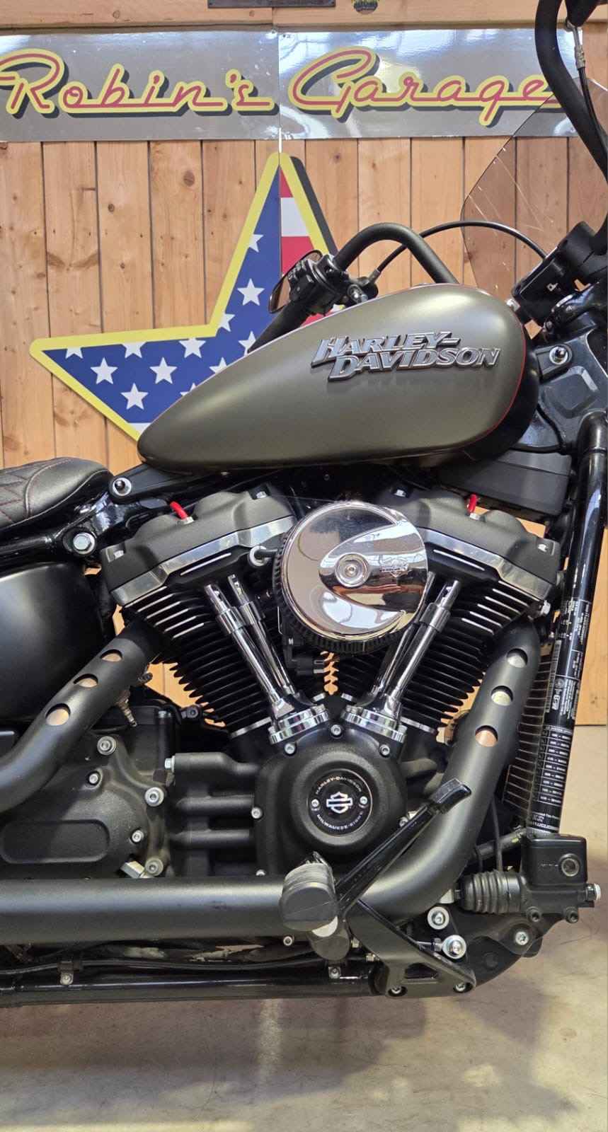 STREET BOB – Image 5