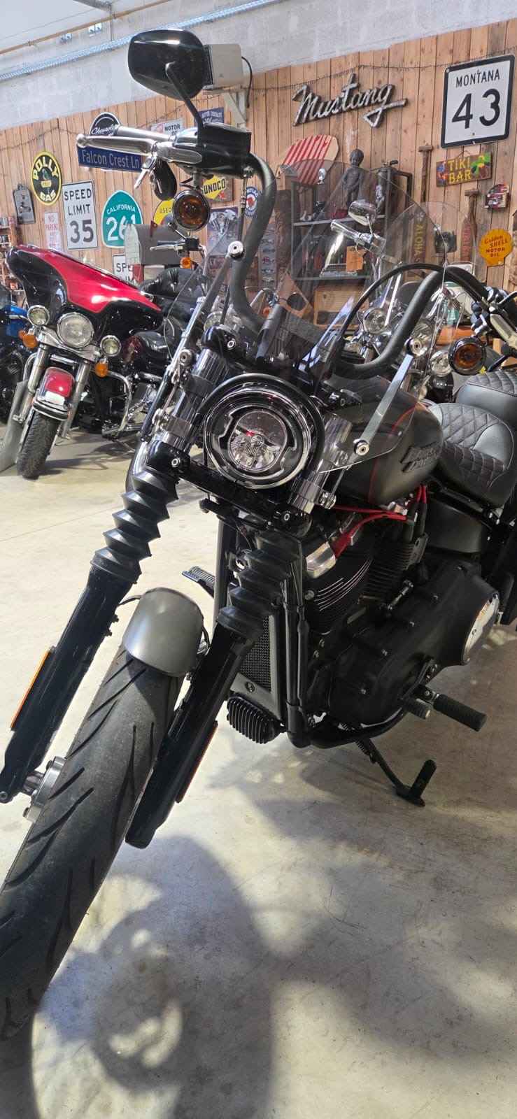 STREET BOB – Image 11