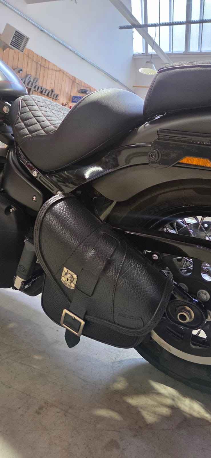 STREET BOB – Image 14
